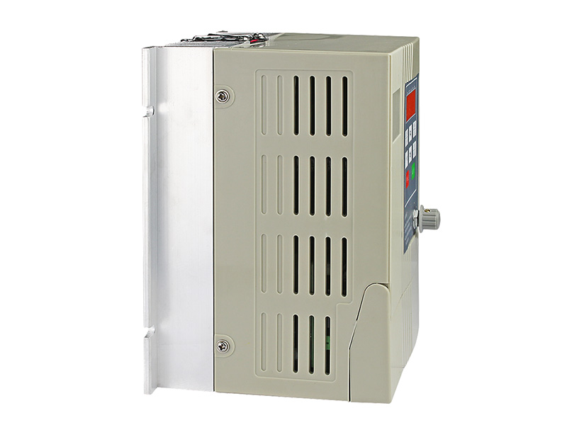 4000H通用變頻器，變頻器三相380V，變頻器廠家，電機變頻器