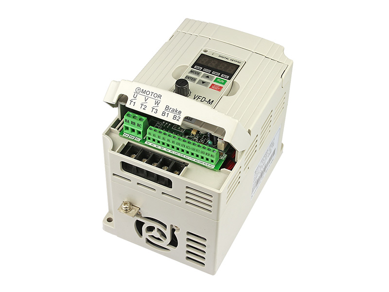 8000S通用變頻器，變頻調(diào)速器，變頻器廠家，電機(jī)變頻器，三相變頻器